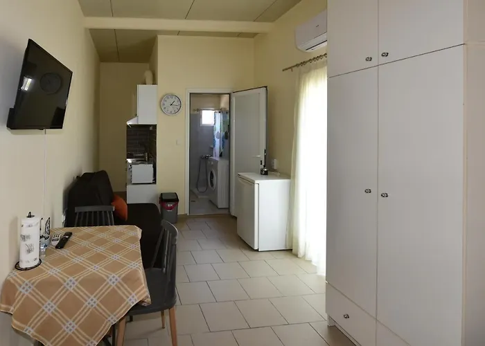 Economy Single Room